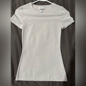 ARITZIA CONTOUR CREW HIP LENGTH SHORT SLEEVE TEE